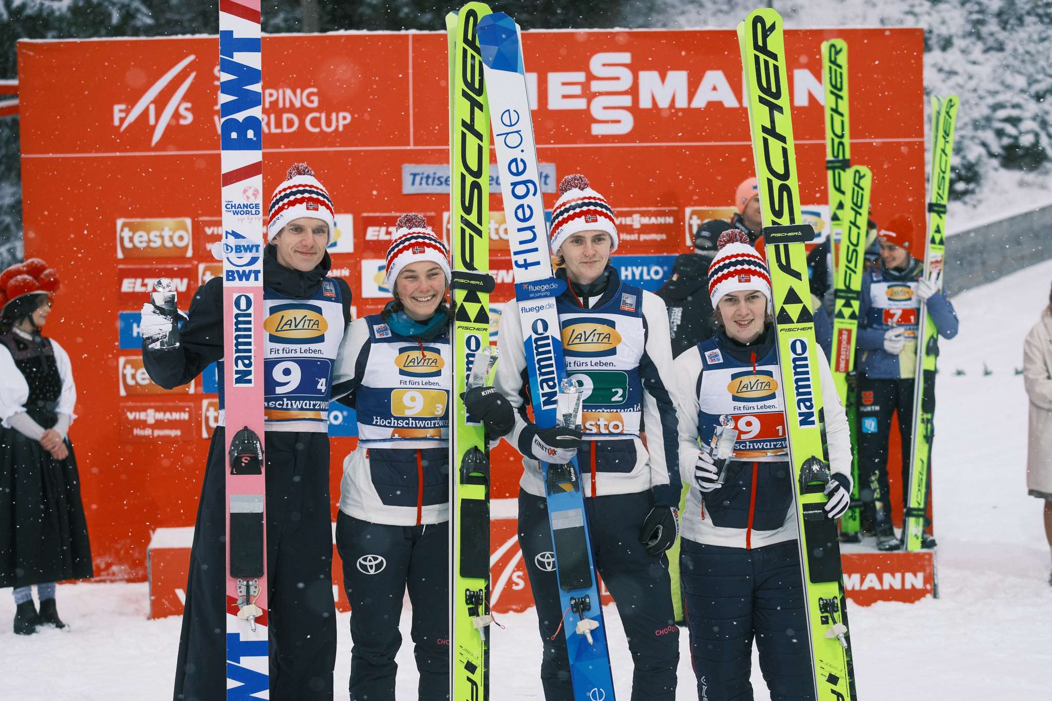 Sølv i mixed team, Titisee-Neustadt